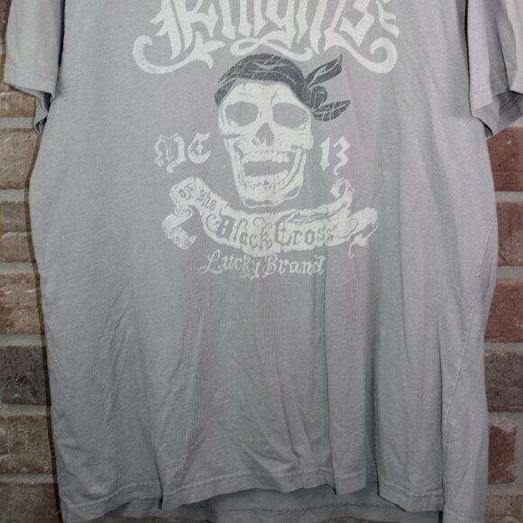 Lucky Brand T-Shirt Large Classic Fit Gray Knights of Black Cross Short Sleeve - Picture 2 of 7